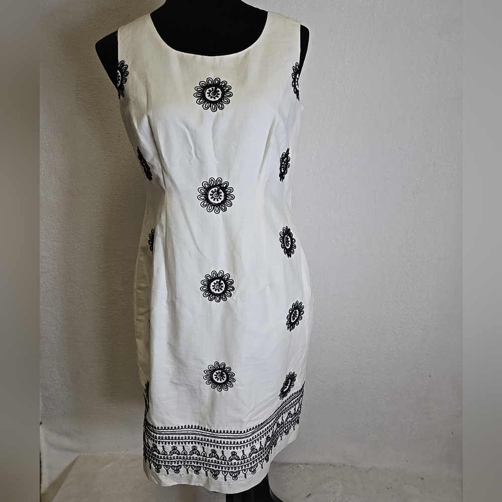 Talbots Ivory Black Embroidered Sleeveless Sheath Dress NWT  6 Petite